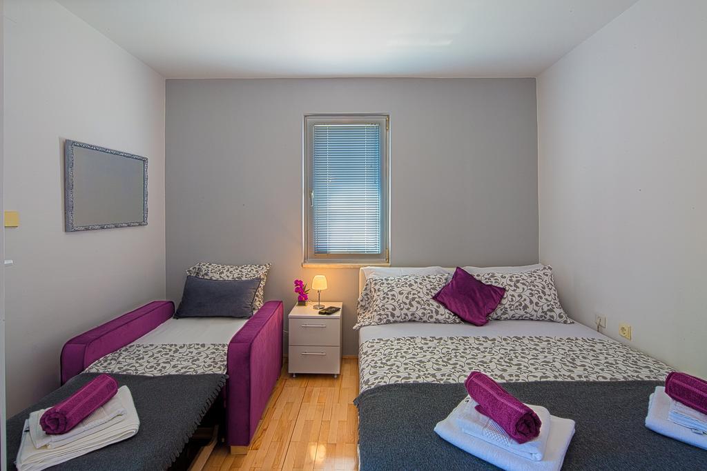 Diamond Apartment *